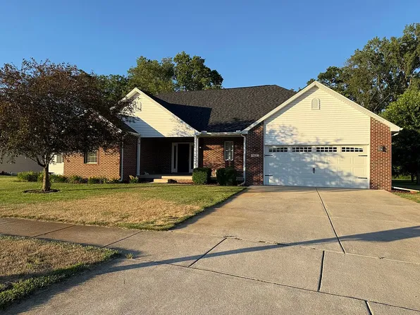 325 Forsythia St SE, Demotte, IN 46310