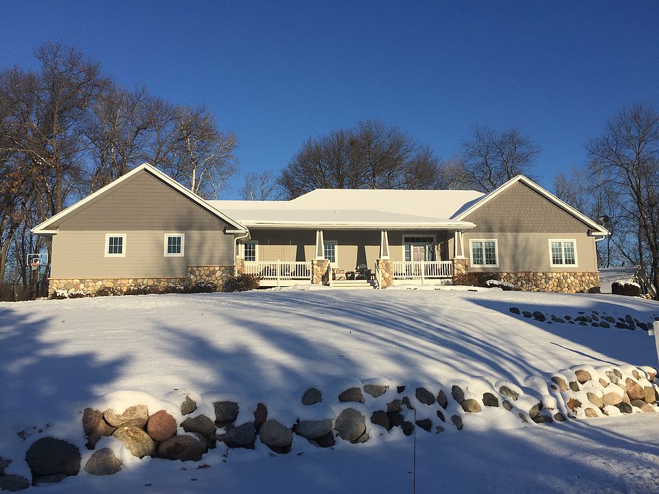 1st image of 4964 Lily Ave N