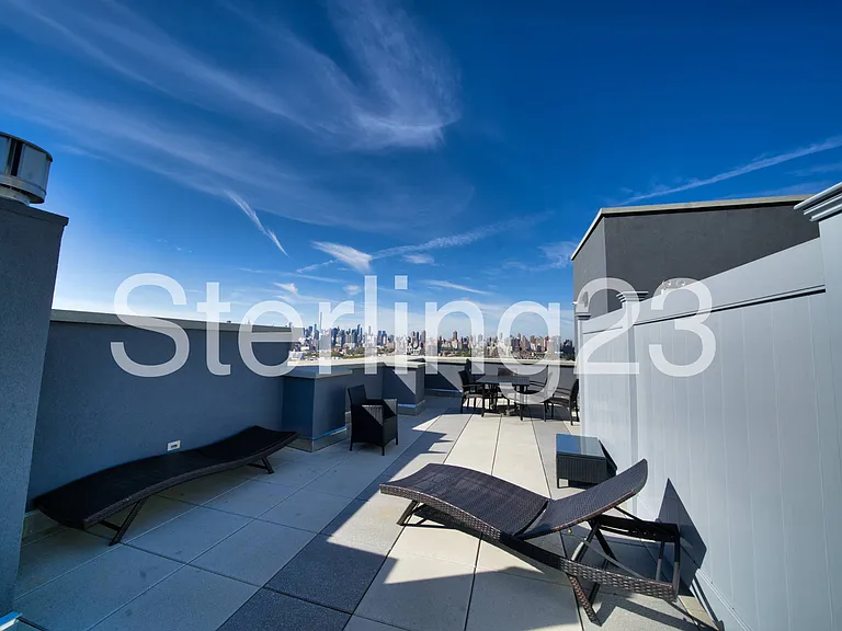 2718 Hoyt Ave S #7D — Photo 15