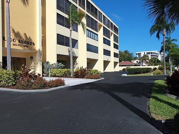 4th image of 350 S Polk Dr #301 & 1/32