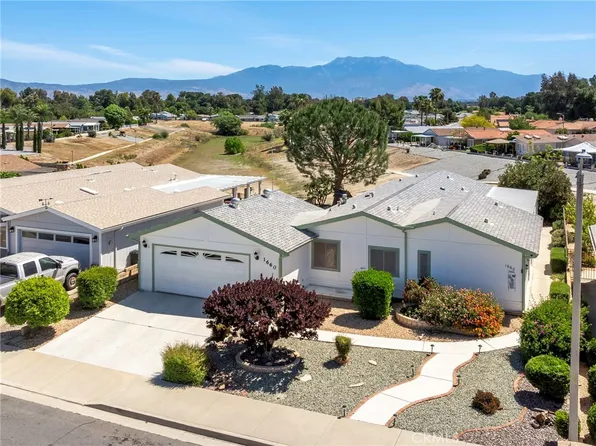 1660 Brentwood Way, Hemet, CA 92545