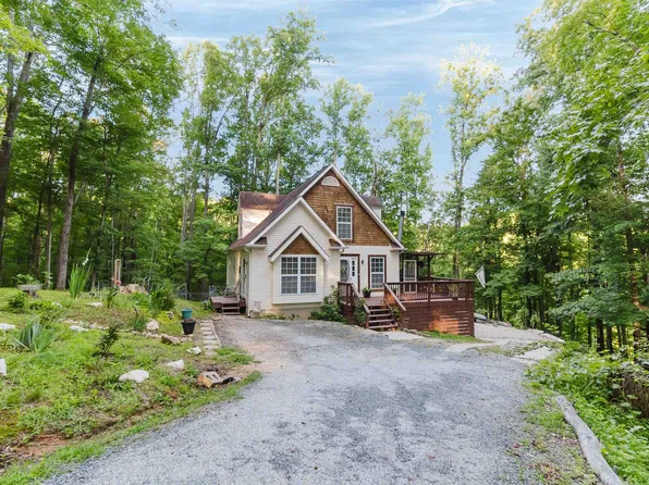 20 Forest Dr, Travelers Rest, SC 29690