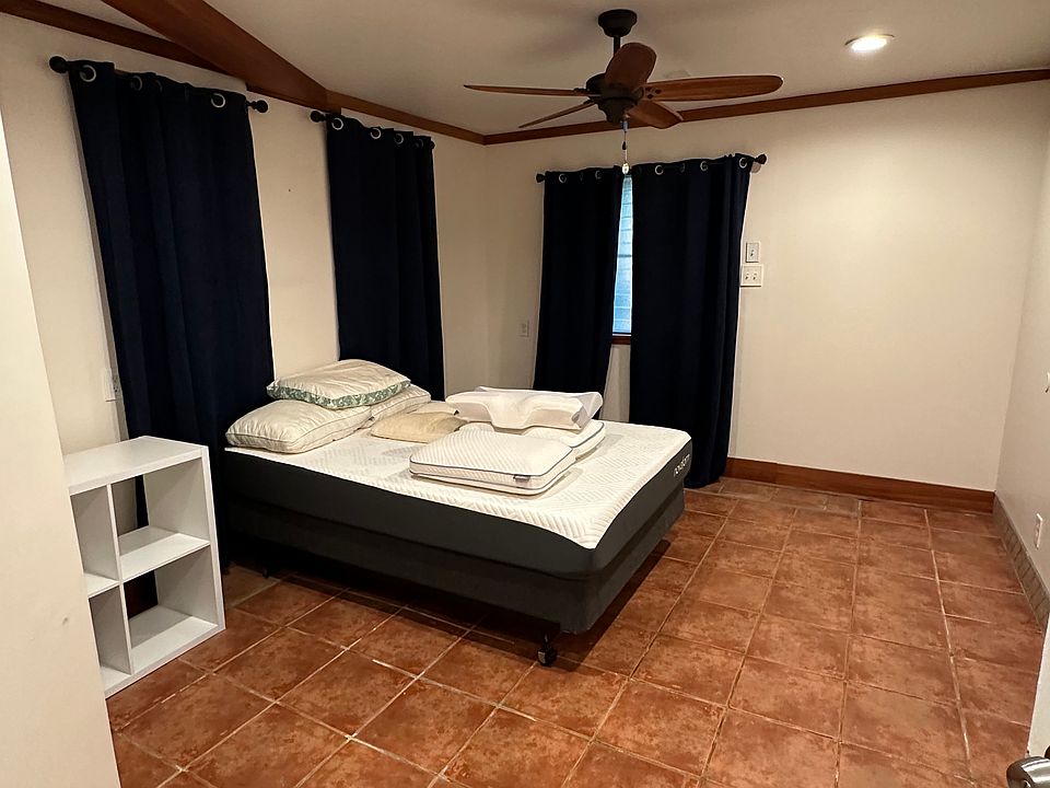 1st image of 4429A Kaluamakua Pl #3