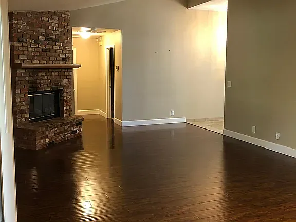 4 bed, 1983 sqft, $3,500 — Photo 4