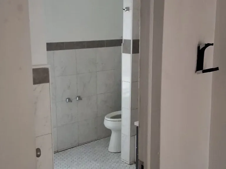 141 William St #3 — Photo 6