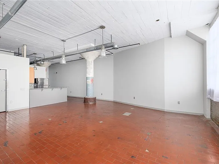 881 Memorial Dr SE #206 — Photo 10