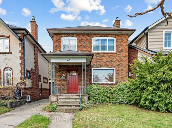 26 Maryland Blvd, Toronto, ON M4C 5C9