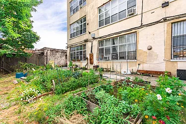 Rented by MySpaceNYC