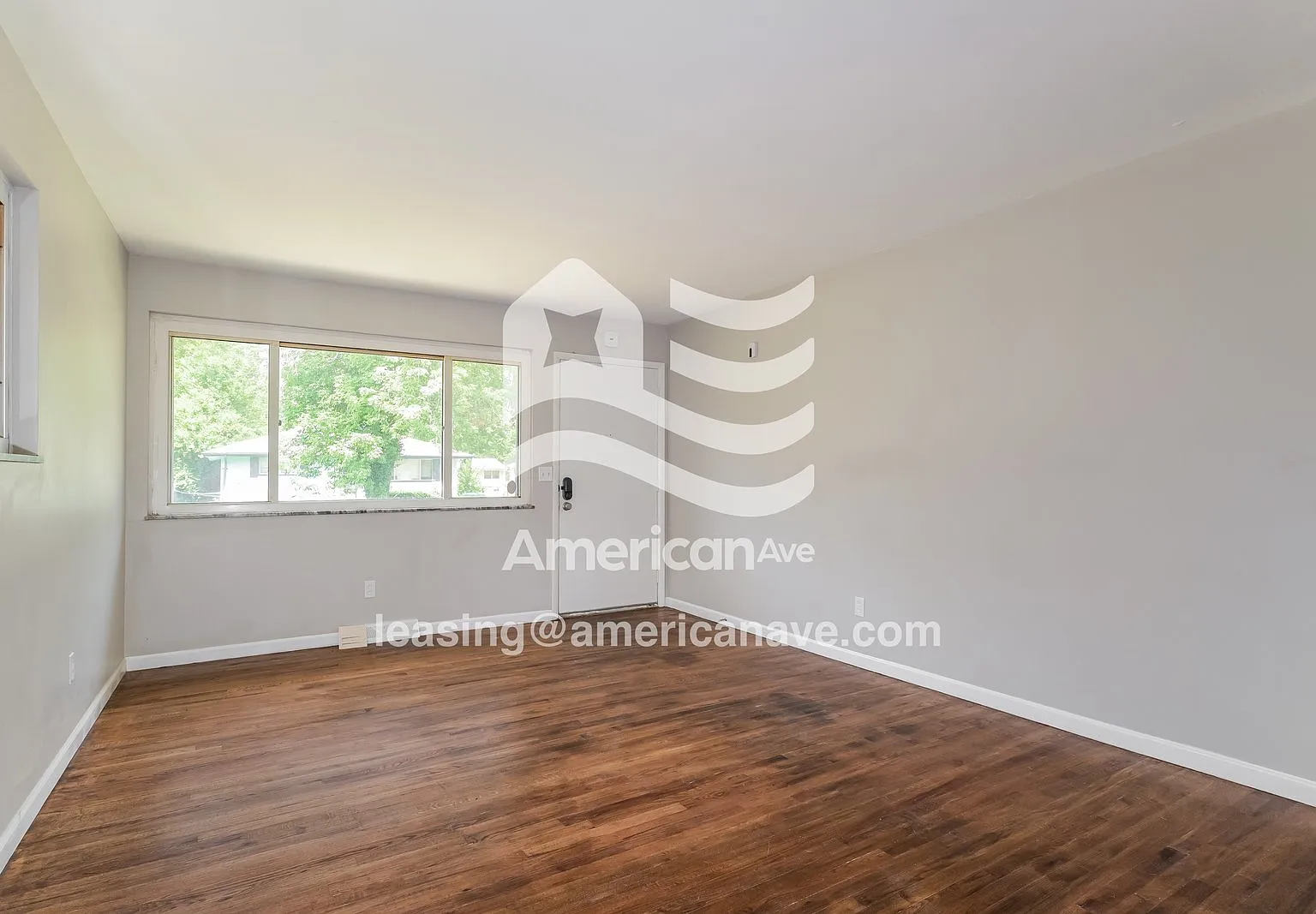 3 bed, 2.0 bath, 1050 sqft, $1,208 — Photo 4