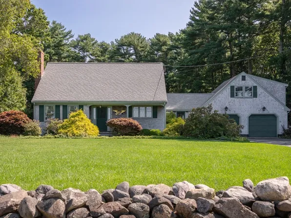 116 Forest St, Marshfield, MA 02050