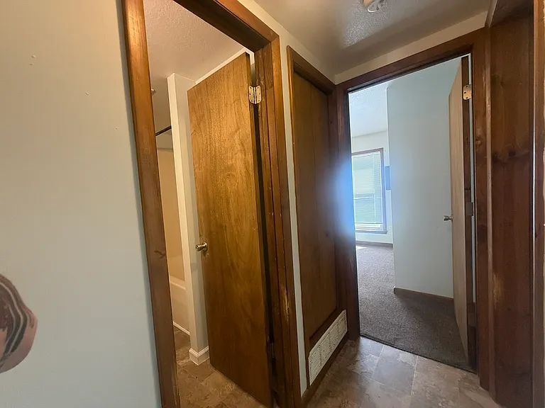 109 S Main St #5 — Photo 4