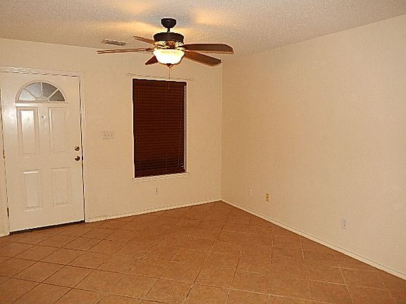 4th image of 3201 Princeton Ave