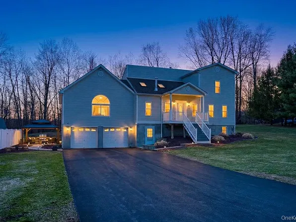 12 Jay Lane, Hopewell Junction, NY 12533