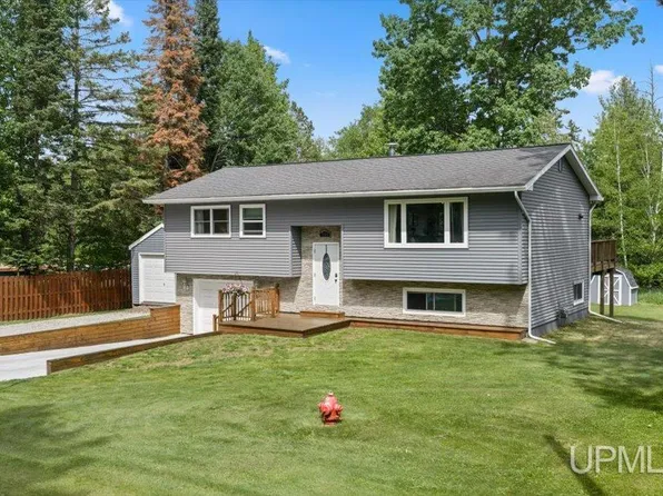 280 N Lobb St, Gwinn, MI 49841