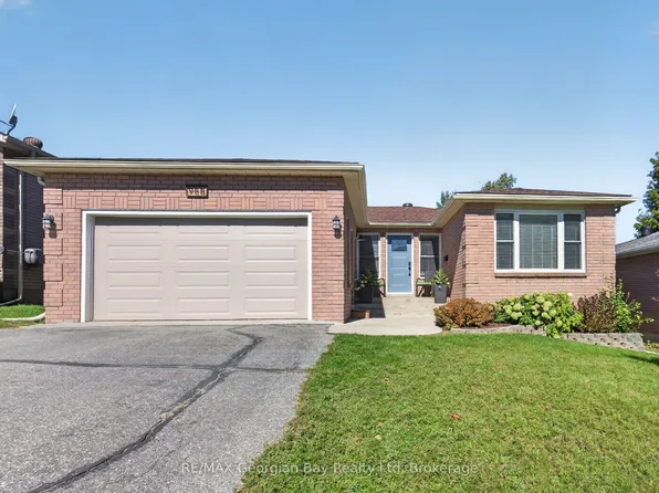 988 Victoria St, Midland, ON L4R 5C5