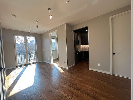 1st image of 842 Flushing Ave #3B