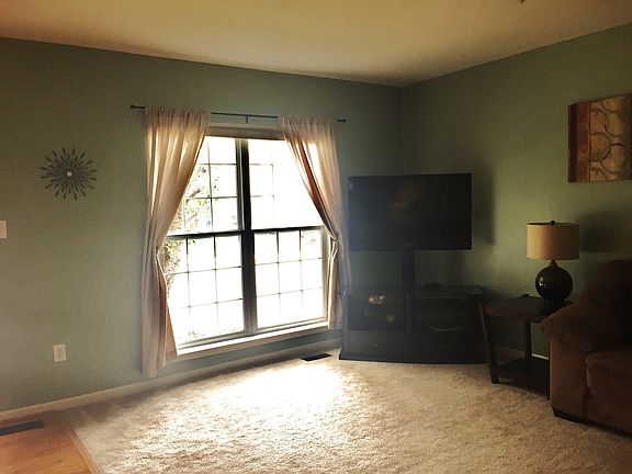 3rd image of 2182 Sewanee Dr