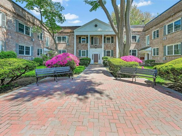 Condos In Rockville Center