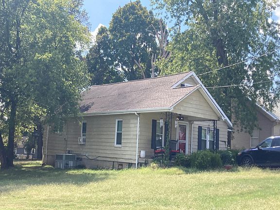 3rd image of 175 W Hite St