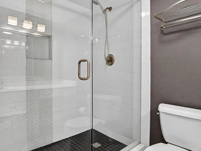 8099 Severn Dr #D — Photo 33