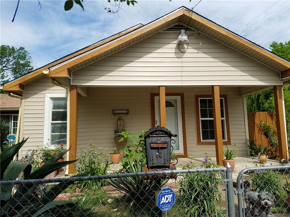 2nd image of 5117 Ash Ln