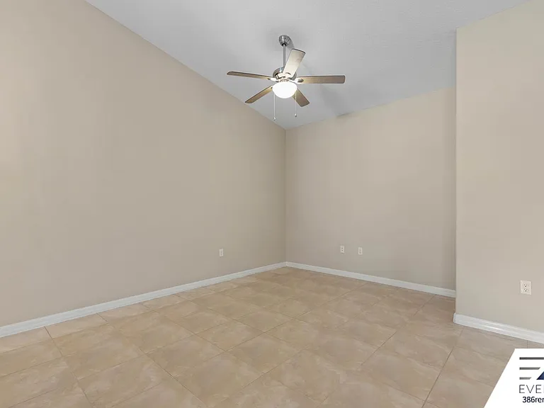 25 Louisville Dr #A — Photo 7