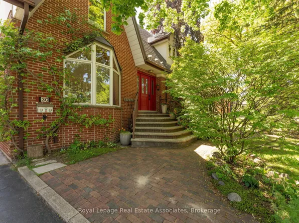 30 Theodore Dr, Mississauga, ON L5M 1E4