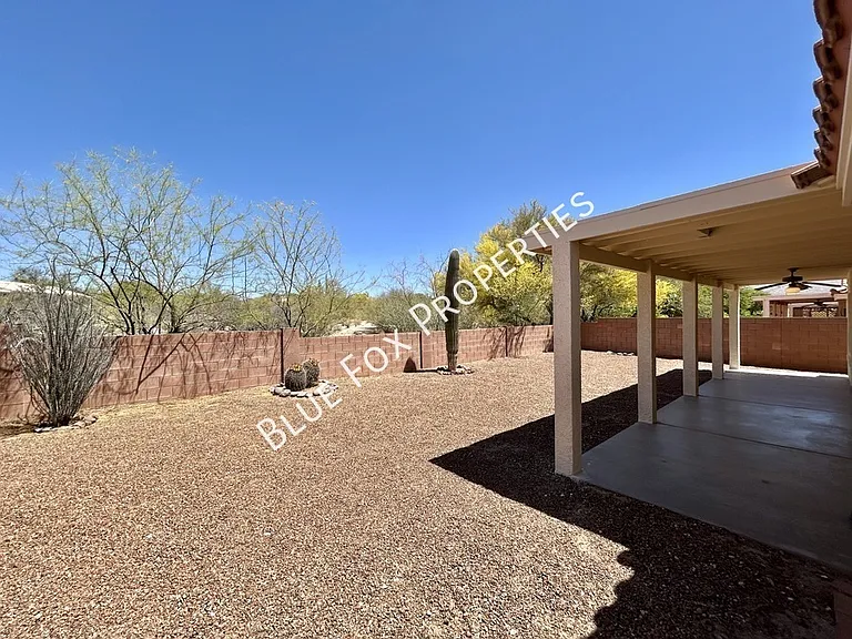 710 W Calle Alta Loma — Photo 20