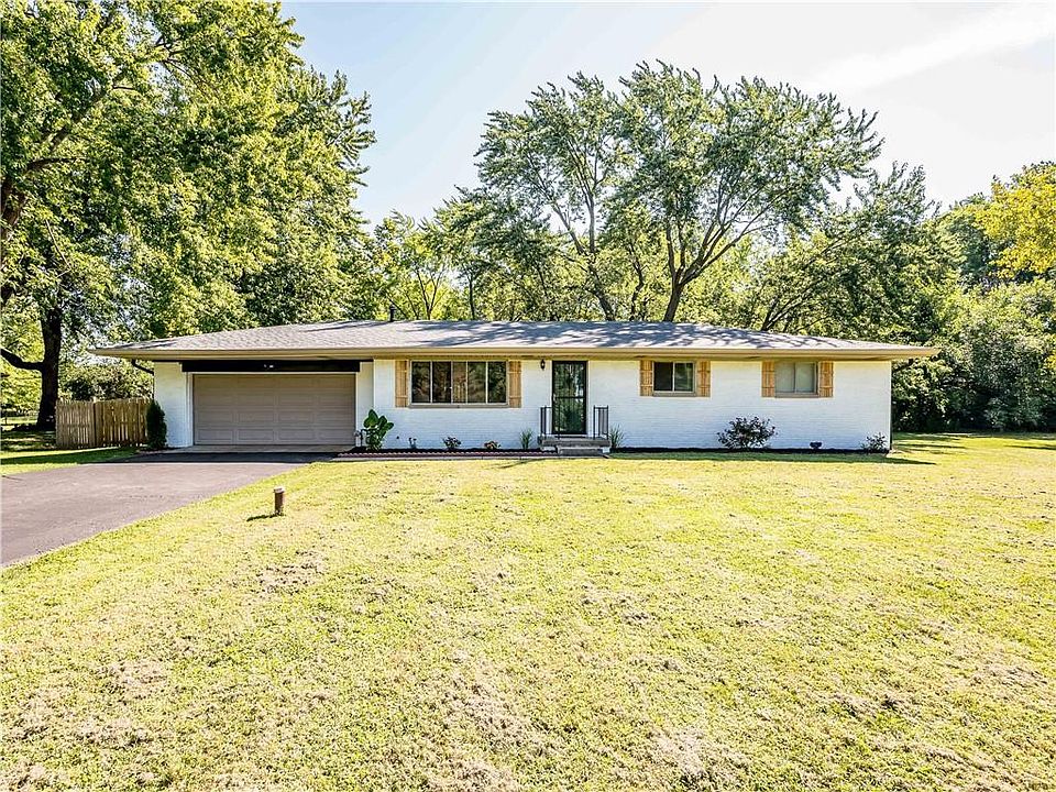 1st image of 8131 Briarwood Dr