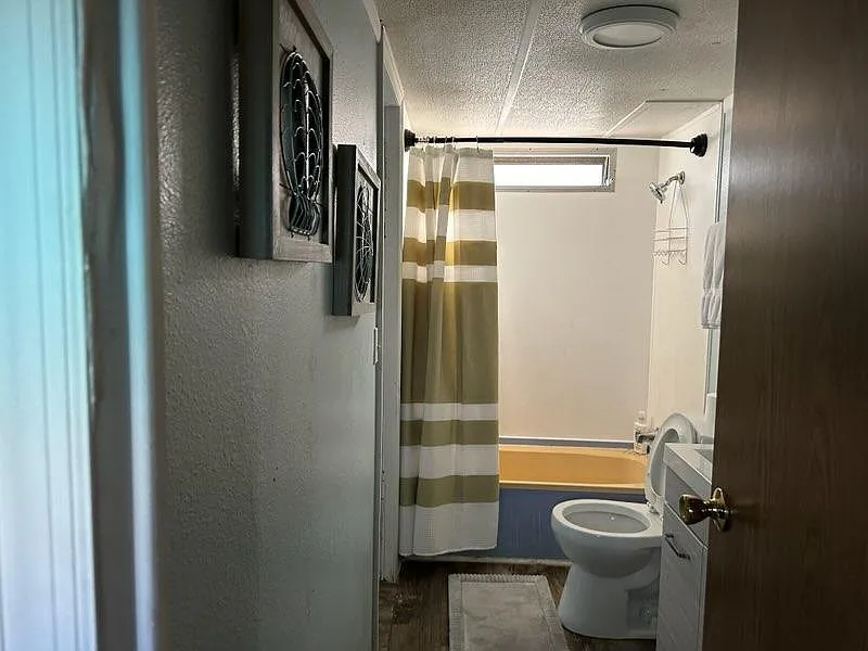 2 bed, 840 sqft, $1,500 — Photo 3