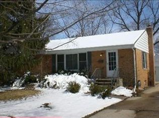 205 S Lorraine Rd, Wheaton, IL 60187