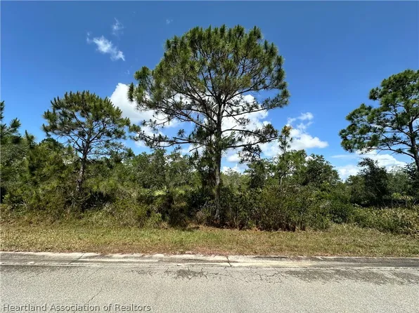 6525 Caballero Blvd, Sebring, FL 33872