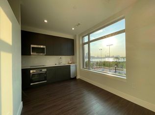 99 Sumner St #213, Boston, MA 02128