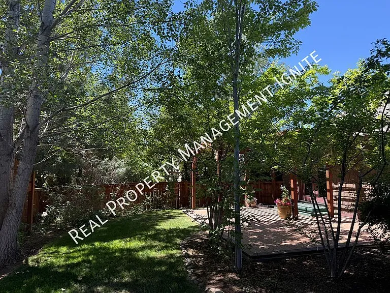 2955 NW Bordeaux Ln — Photo 17