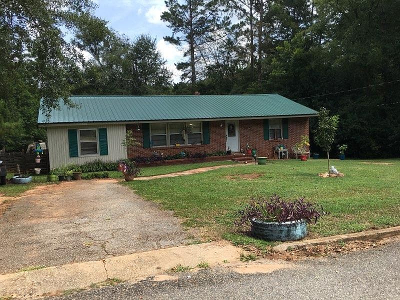 1st image of 110 Candler Ct