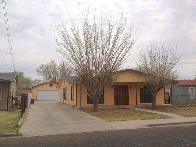 1st image of 801 Drury Ln