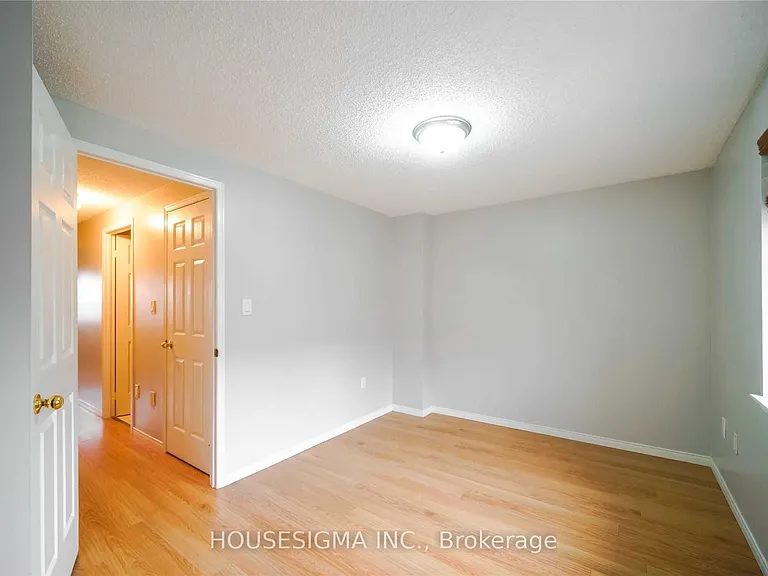 80 Strathaven Dr #21 — Photo 12