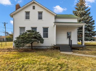 21431 Crusade Ave, Eastpointe, MI 48021