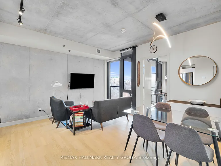 203 Catherine St #601 — Photo 8