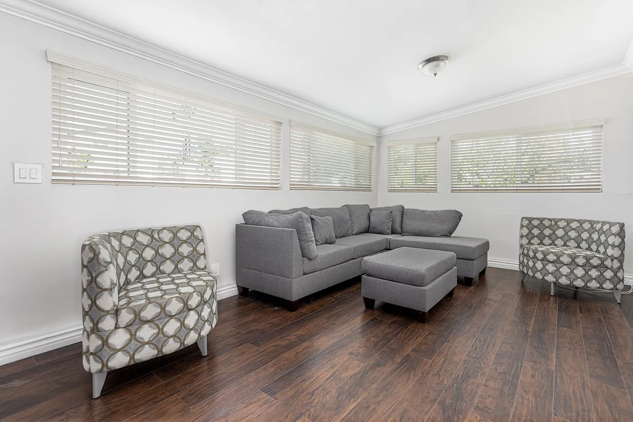 6316 Skyline Drive - 1 — Photo 3