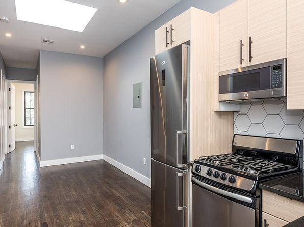 54-38 Arnold Ave #2R