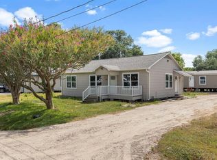 5311 2nd St, Crosby, TX 77532