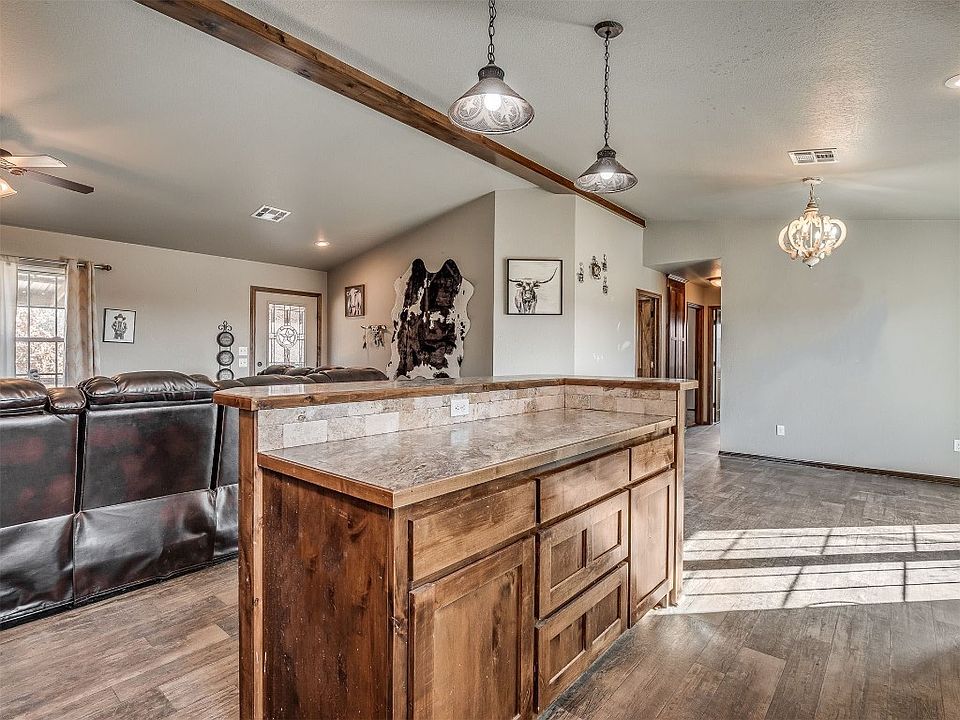 39508 Fishmarket Rd, OK 74878 Zillow