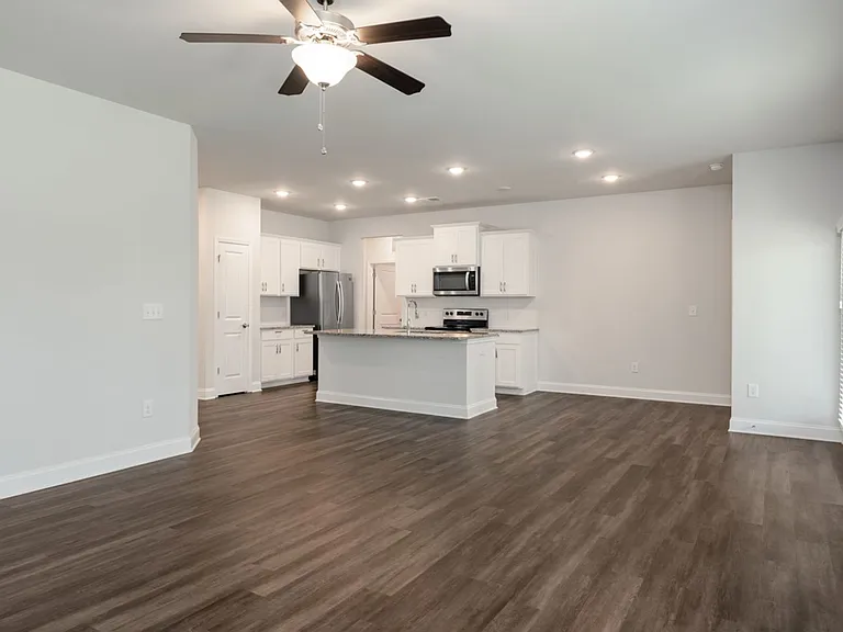 4512 Grove Manor Dr — Photo 8