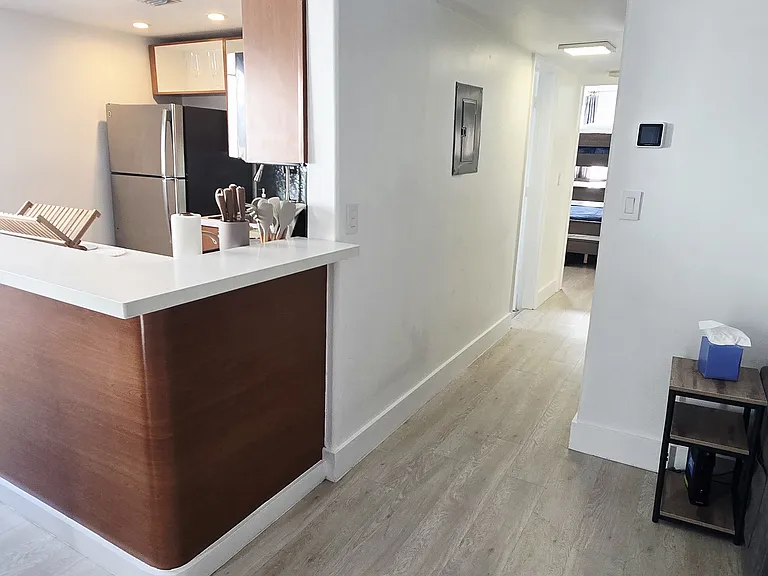 3101 SW 27th Ave #305 — Photo 2
