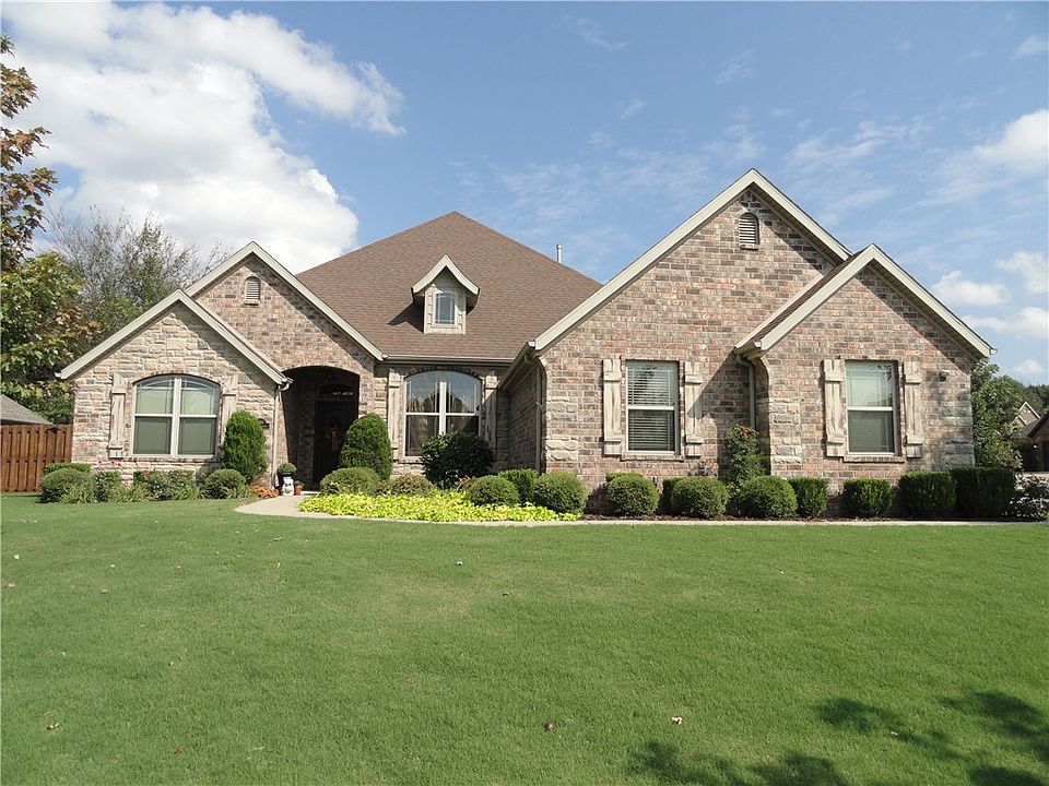 1st image of 2406 Pierre Crossing St