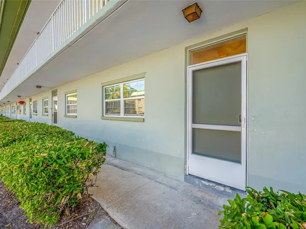 1433 S Belcher Rd APT F9, Clearwater, FL 33764