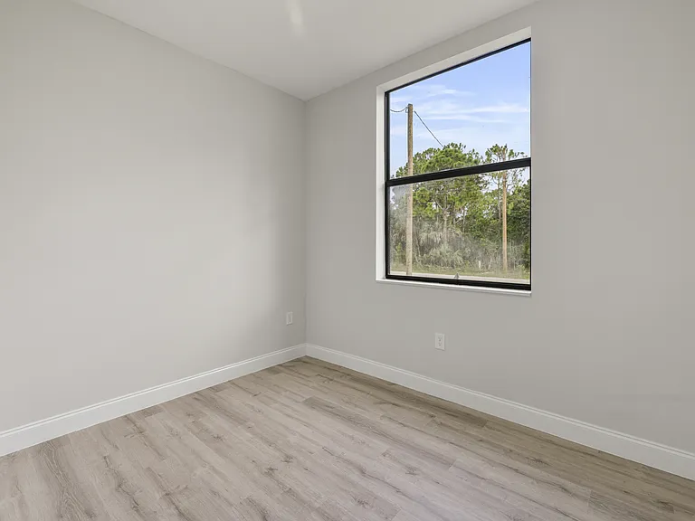 3302 56th St W — Photo 18