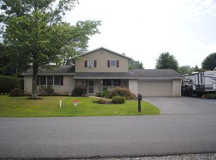 304 Quittie Park Dr, Annville, PA 17003
