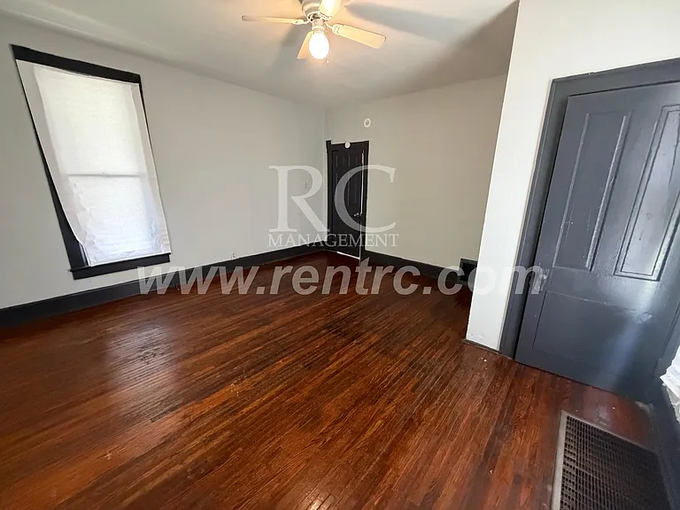314 Porter St — Photo 11